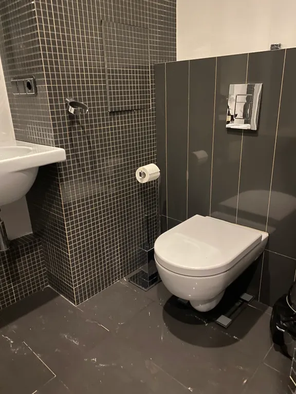 Уютная квартира с дизайнерским ремонтом в хорошем районе города