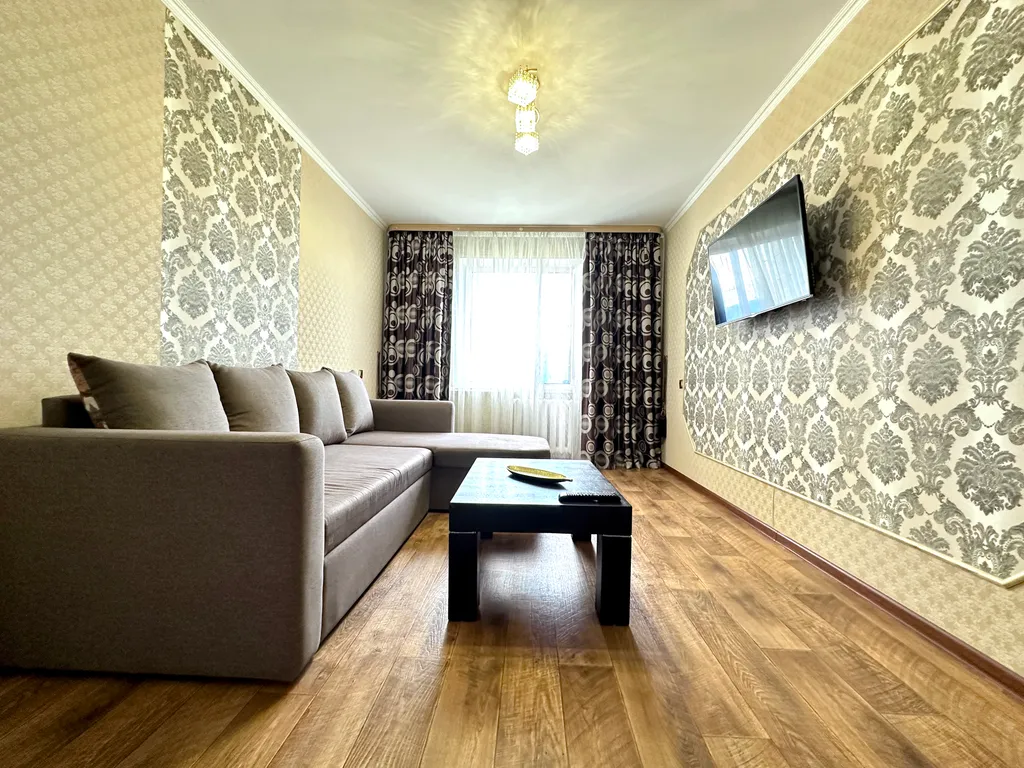 Просторные апартаменты напротив ТЦ Жемчужина Сибири