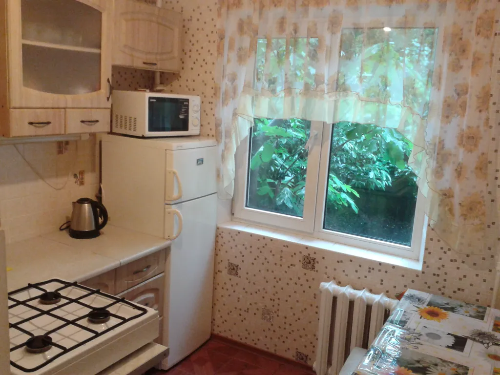 Квартира Двухкомнатная квартира в районе автовокзала — Ялта