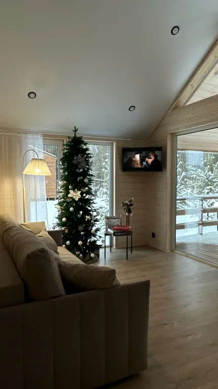 Дом с видом на лес