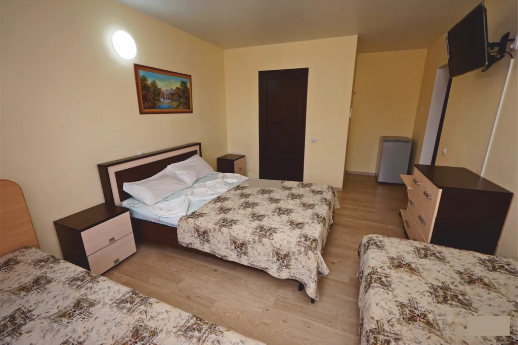 Квартира Четырехместный номер на 2этаже — аренда посуточно в Джубга