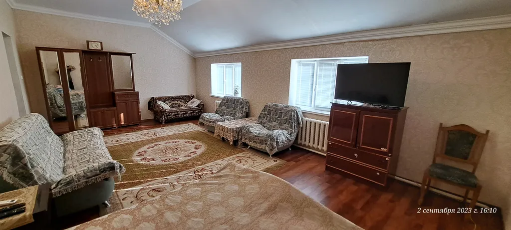 Дом в спокойном районе.