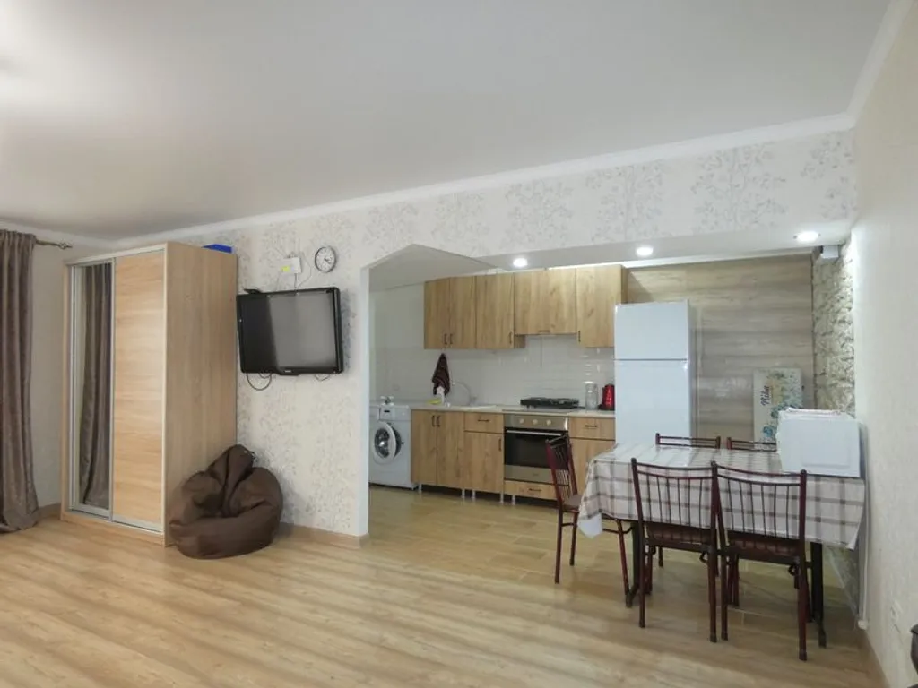 Квартира Апартаменты в центре города — Сухум