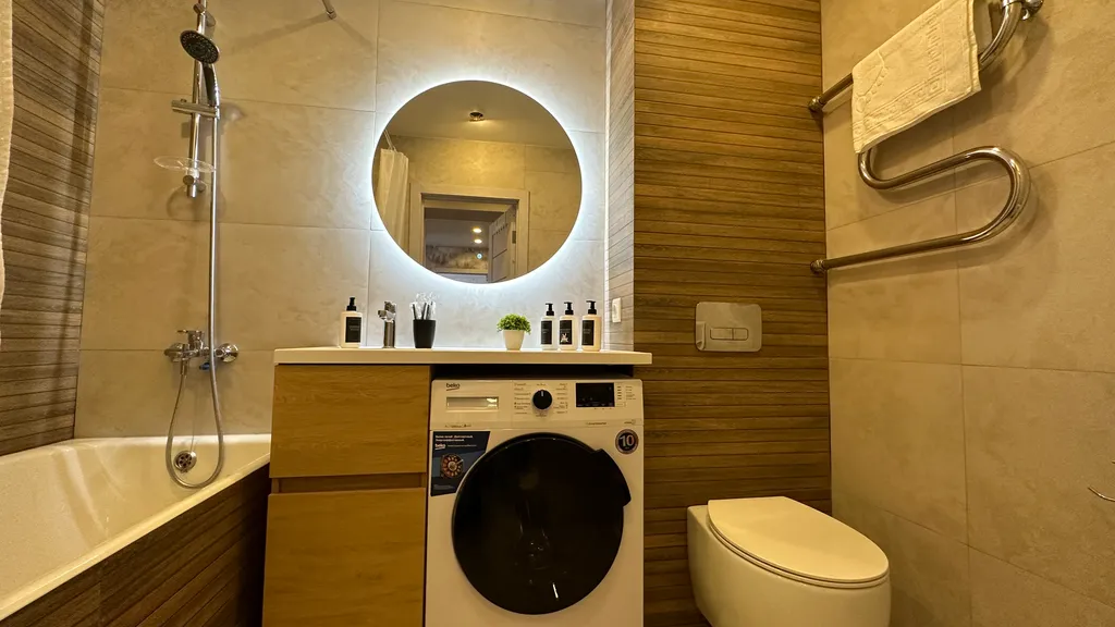 Яркий просторный апартамент около ЖД вокзала