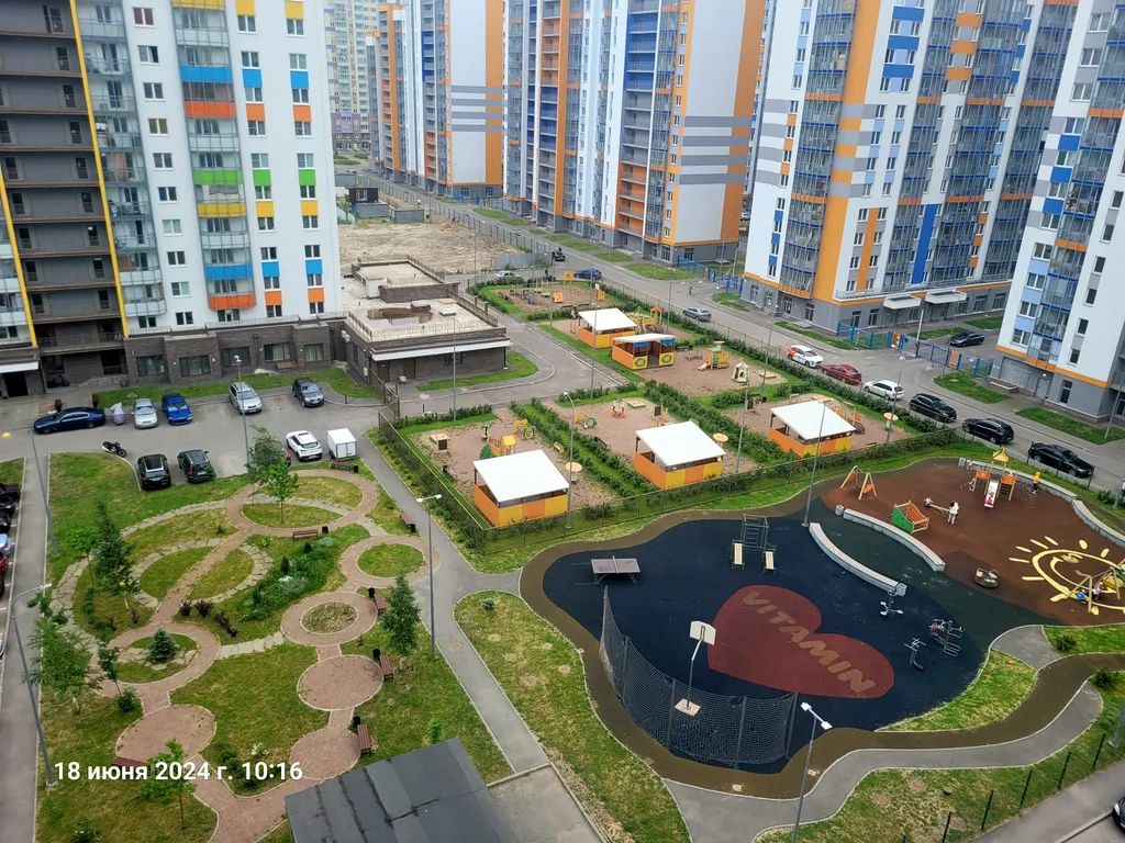 Уютная трёхместная студия недалеко от метро