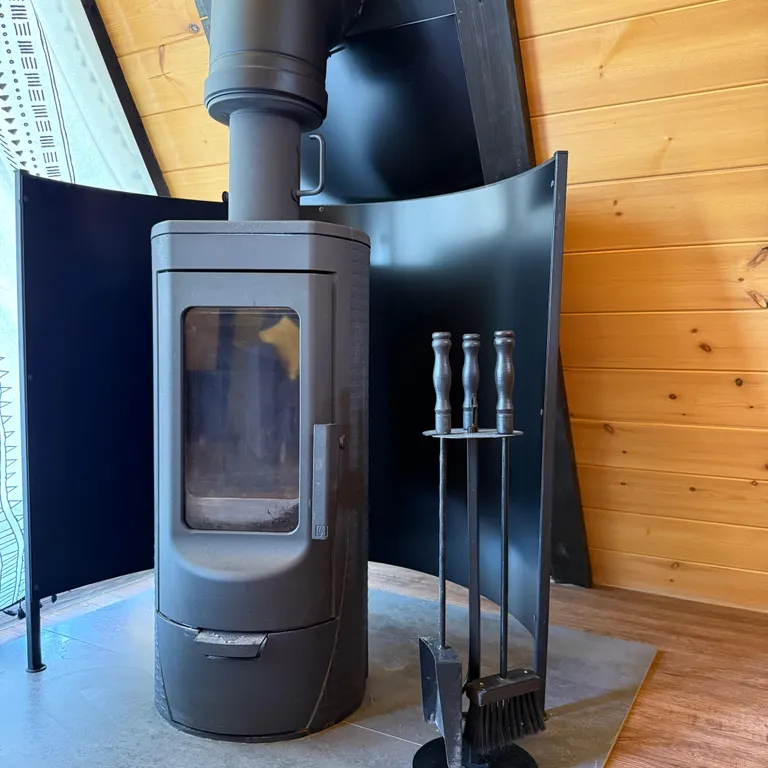 Уютный домик за городом с баней и горячим чаном