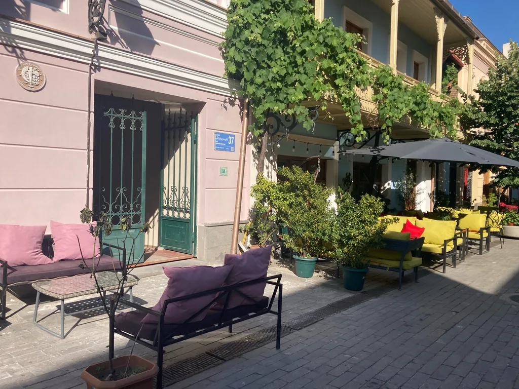 Уютная квартира в центре Тбилиси