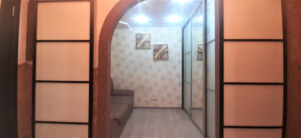 Уютная однокомнатная квартира с видом на парк