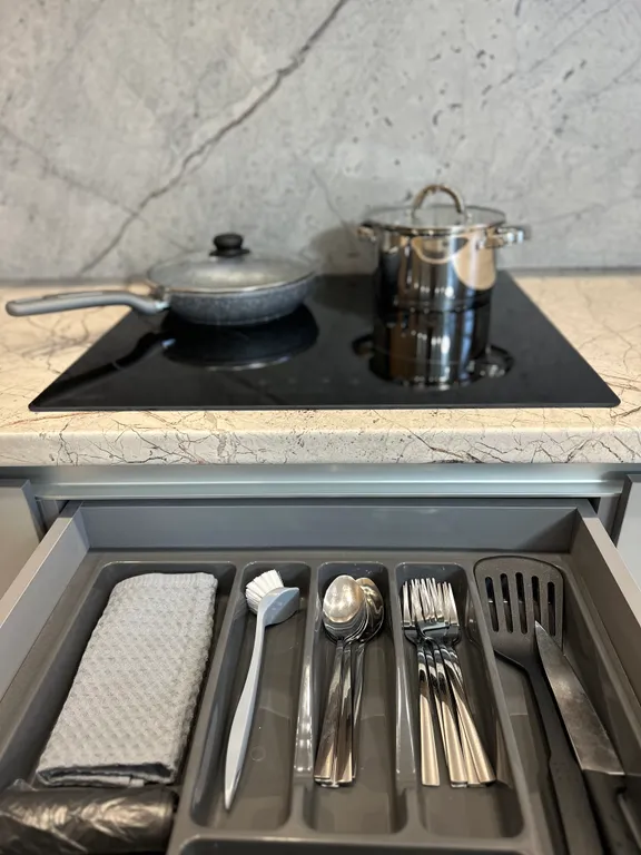 Большая дизайнерская квартира в центре, у стадиона и Мамаева кургана