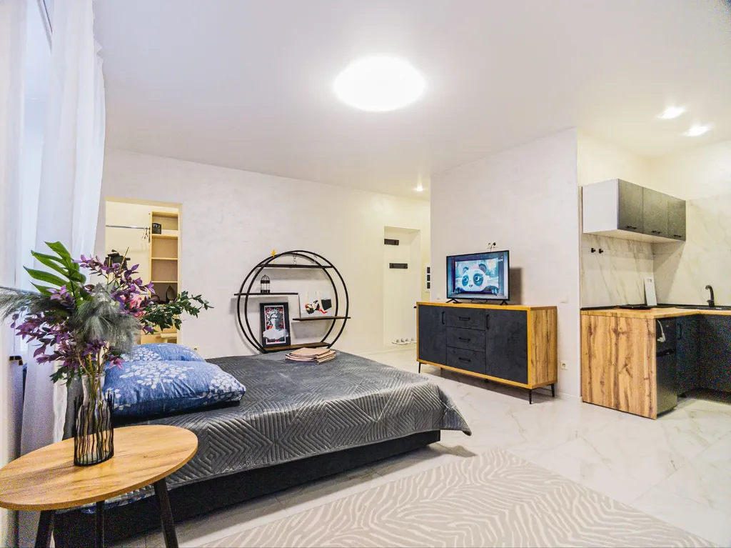 Квартира Комфортная Студия в центре города для отдыха и работы — аренда посуточно в Смоленск