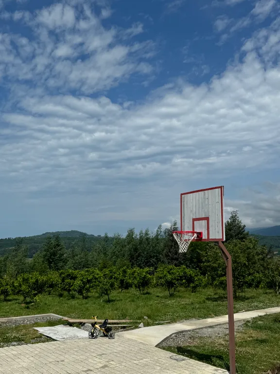 Уютный дом с садом и прекрасным видом на горы и море