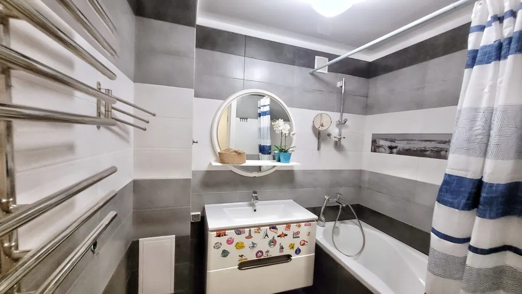 Большая семейная уютная квартира