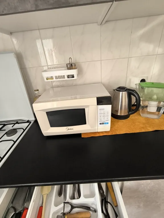 Уютная квартира находится в 5 минутах ходьбы от моря.