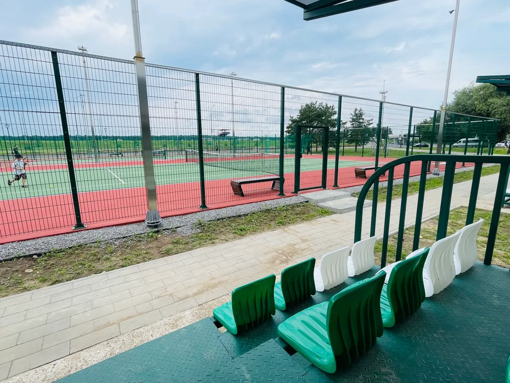 Уютный номер с выходом в сквер Волкова