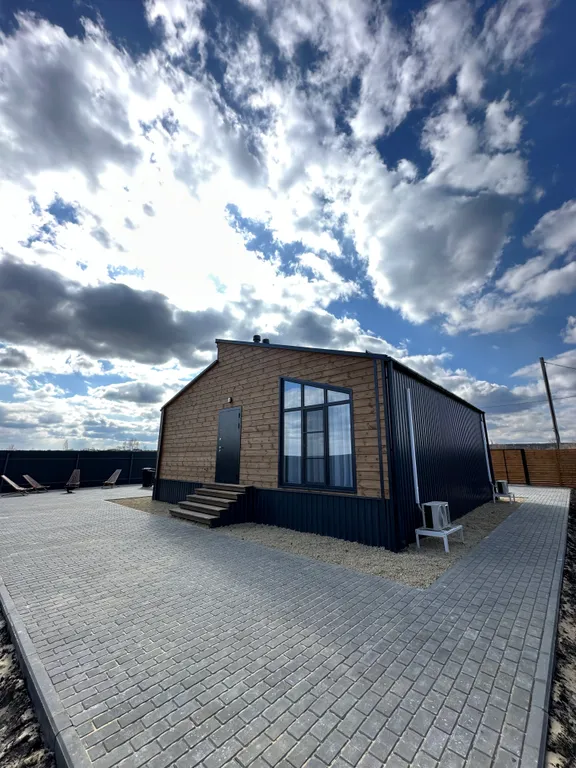 Красивый барнхаус с баней на приватной территории