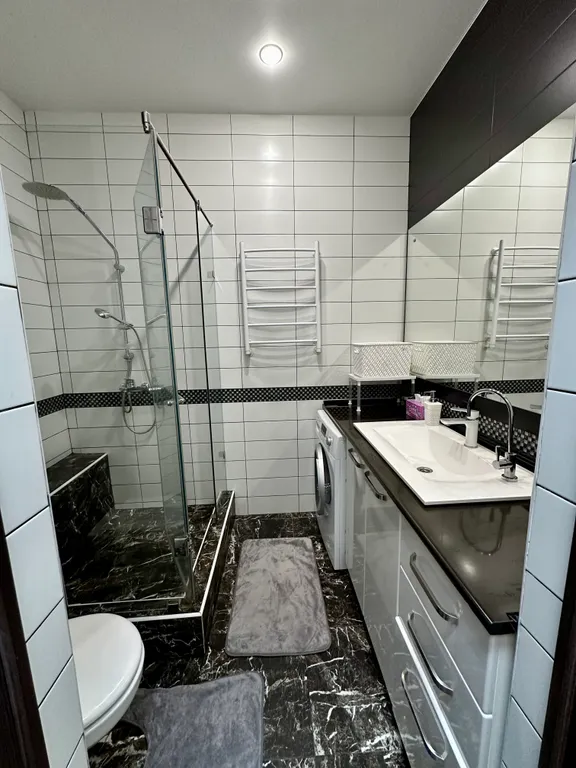 Двухуровневая квартира с видом на море и горы