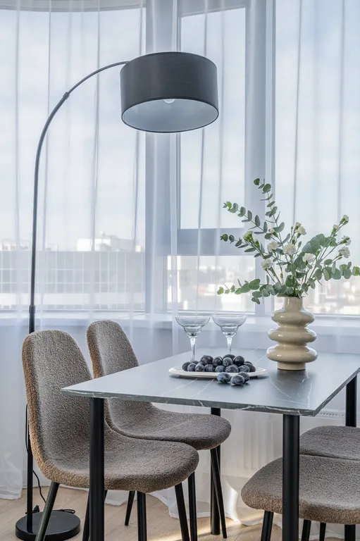 Просторная видовая квартира бизнес-класса в центре