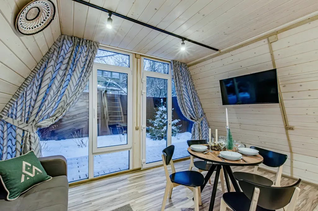 Коттедж Коттедж А-фрейм в городском глэмпинге — Казань