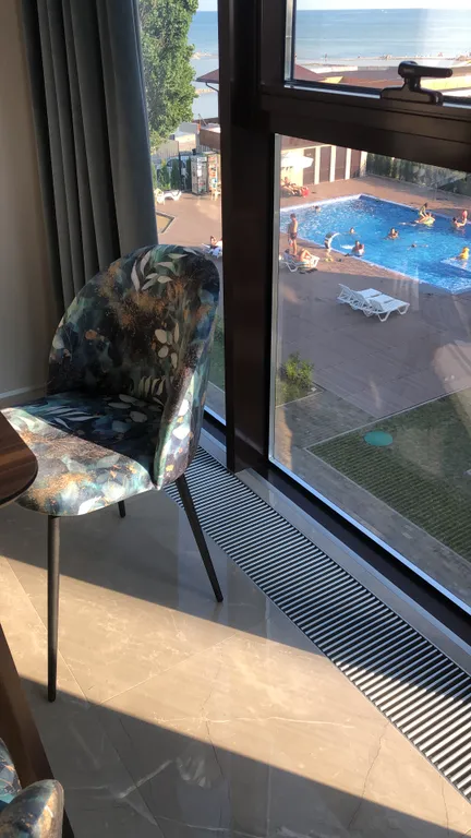 Апартаменты люкс у моря с бассейном в АК Морской берег