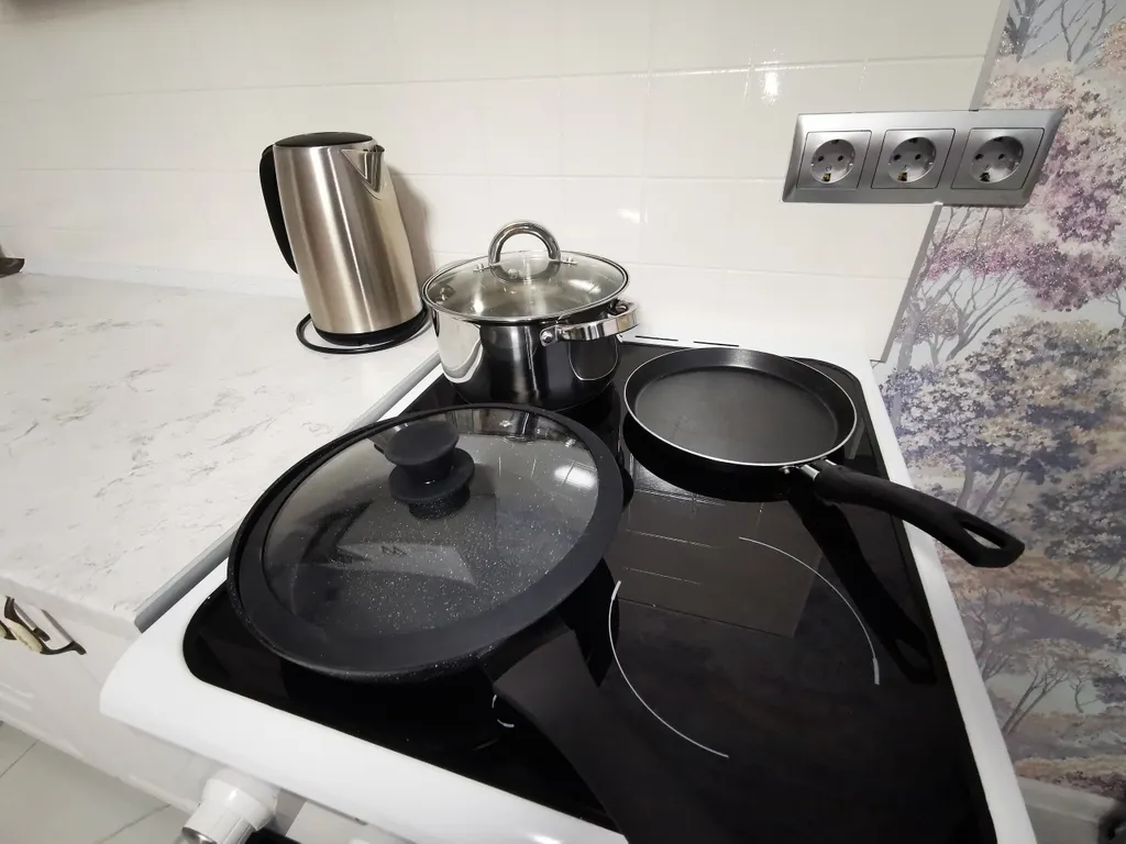 Уютная студия с боковым видом на море