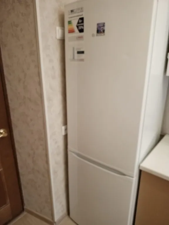 Чистая уютная с высокими потолками квартира