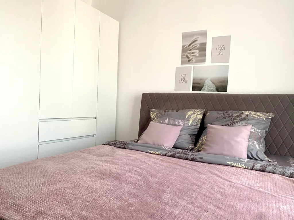 Уютная евродвушка комфорт-саларис возле метро