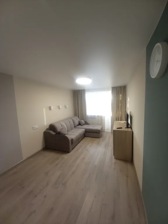 Двухкомнатная квартира после ремонта в центре у жд вокзала