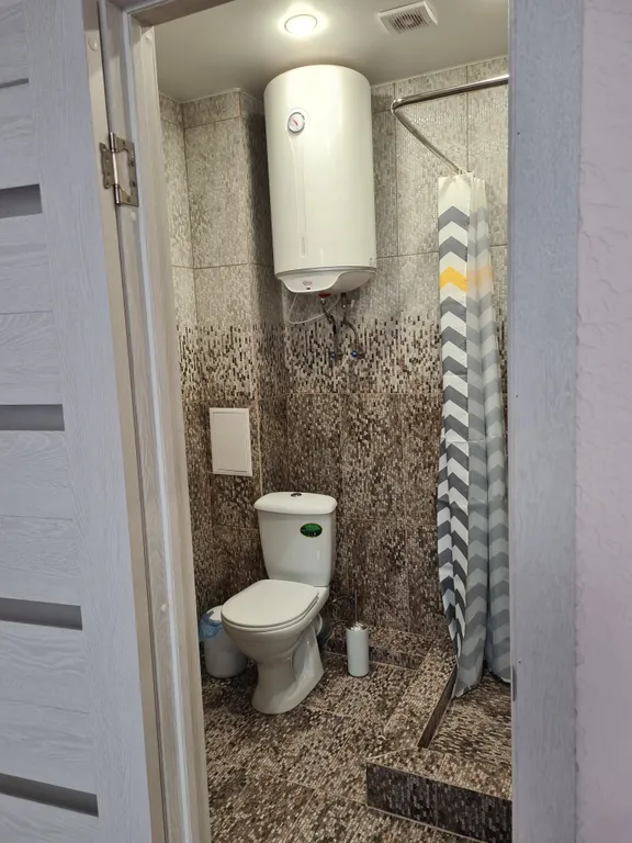 Эллинг на берегу моря