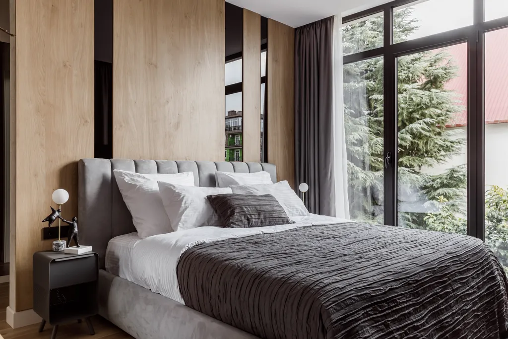 Дизайнерский трёхэтажный дом недалёко от моря