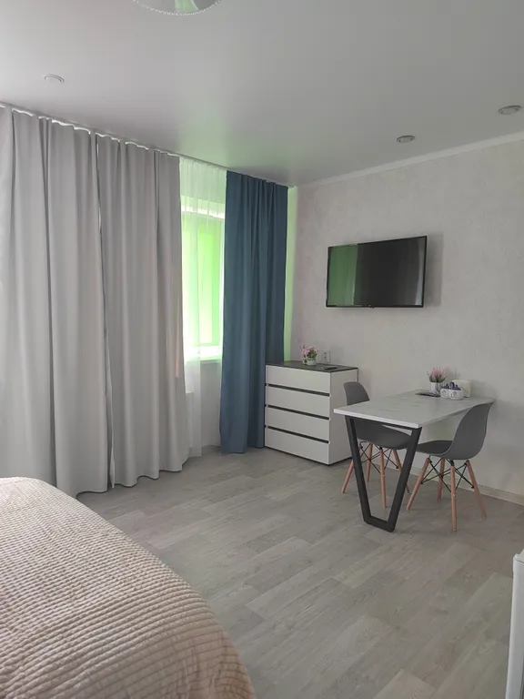 Квартира Уютная студия в новом микрорайоне города — аренда посуточно в Октябрьский