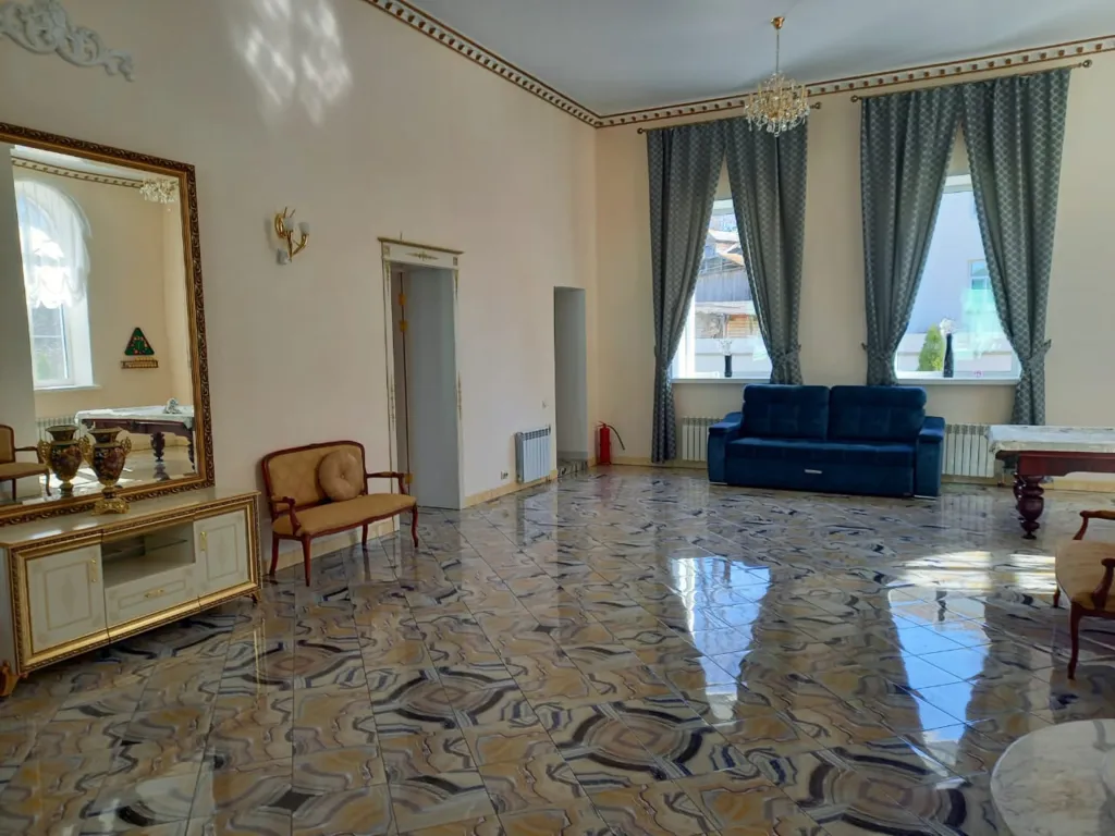 5-комнатный Дом