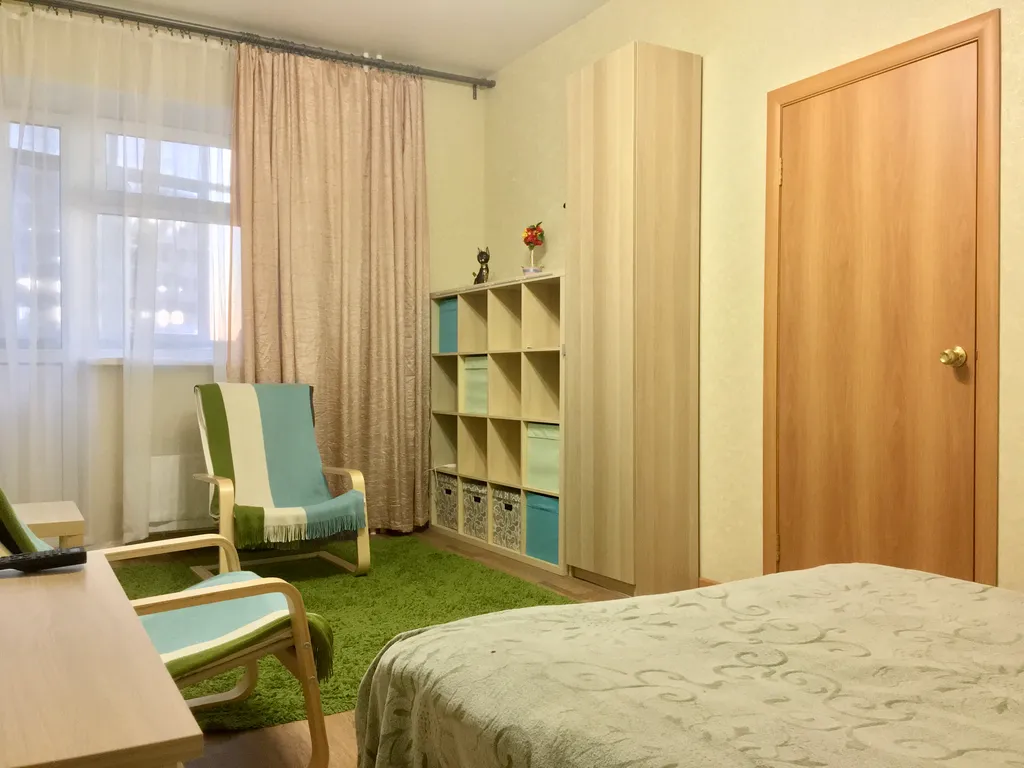 1-к квартира, 15 минут до центра на автомобиле, с парковкой у дома