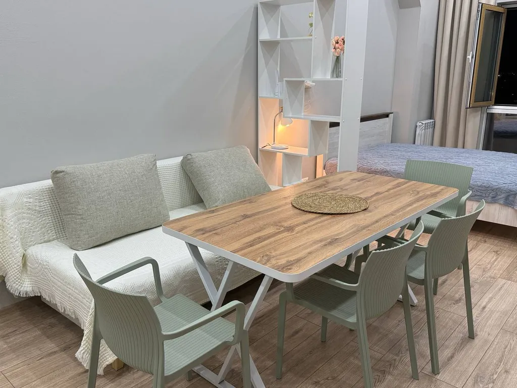 Leonardo apt with a sunset view