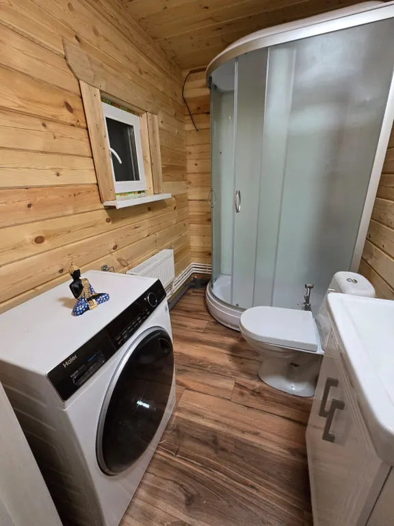 Дом в глухом лесу у реки до 6-ти человек