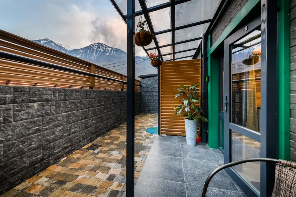 Уютная Студия с террасой Green Oplot Apartments