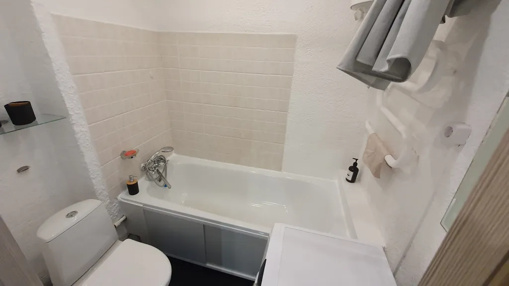 Уютная квартира неподалеку от ГЛЦ Губаха