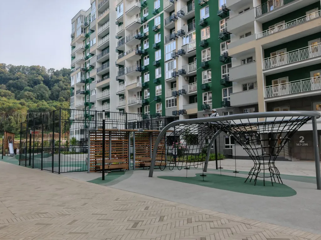 Квартира с новым ремонтом в прекрасном ЖК рядом с пляжами