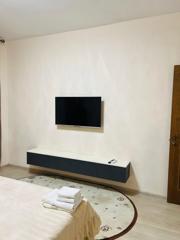 Уютный домик около речки