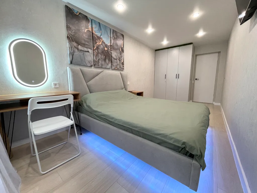 2-комнатная квартира с душой у Море Парка