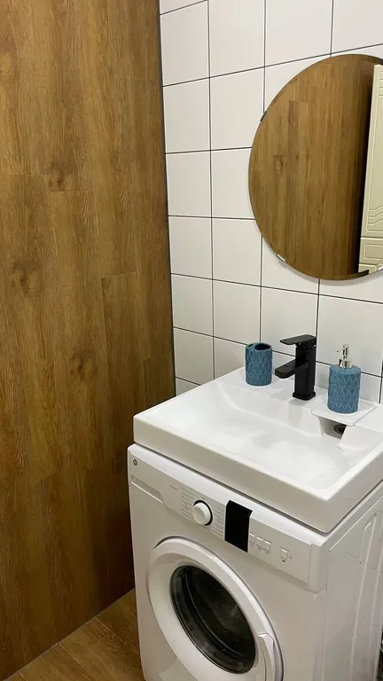 Студия с видом на реку