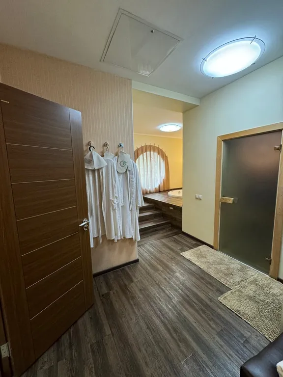 Номер в Комплексе отдыха Clubhouse с Джакузи и Финской сауной