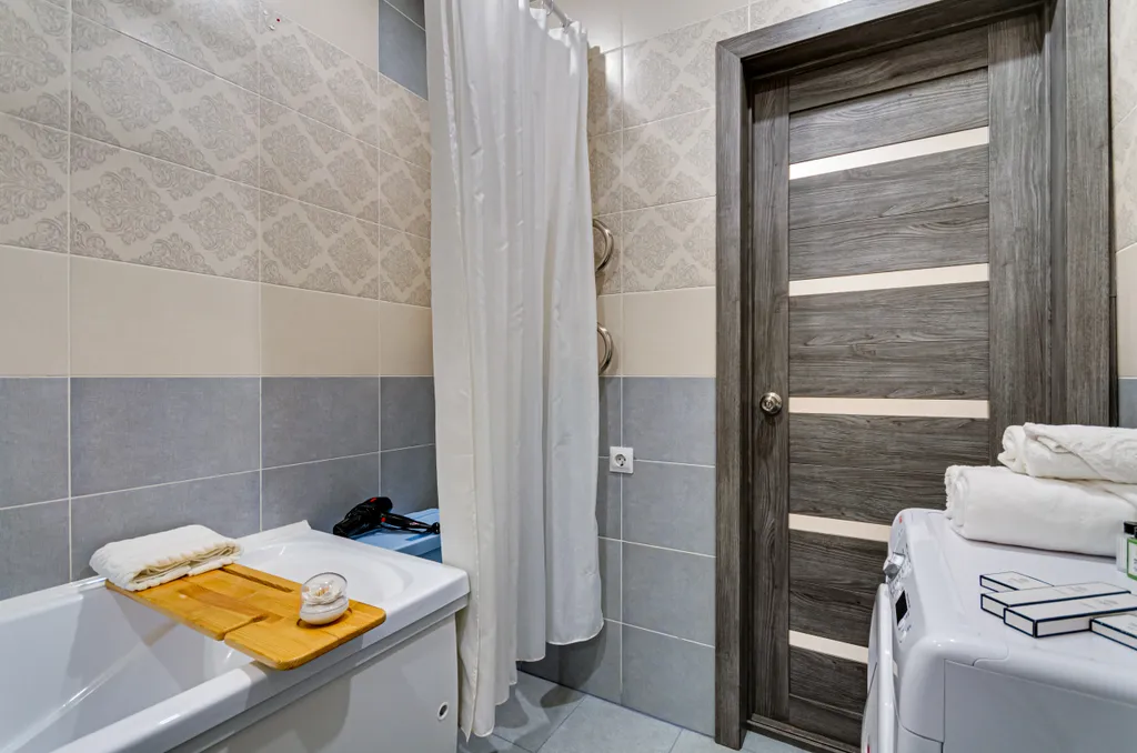 Зеркальный перламутр | Mother of pearl mirror | однокомнатная | 4 гостя