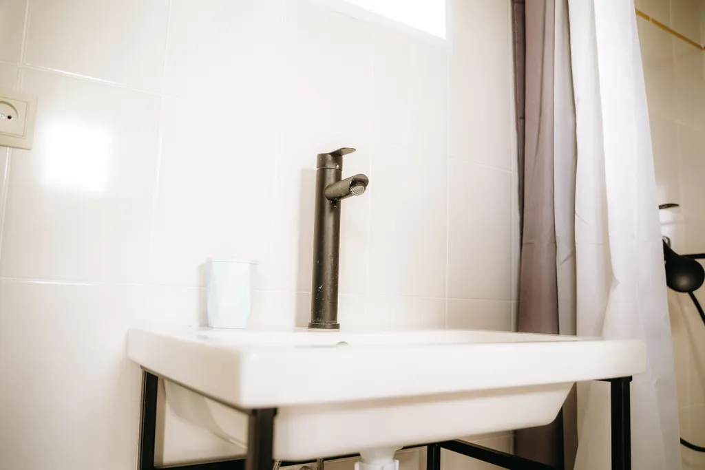 Панорамный дом с видом на воду, на берегу Вазузского водохранилища