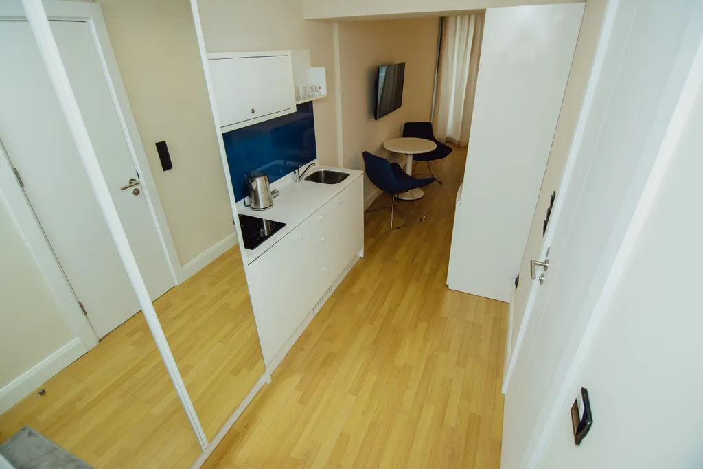 Студия на первой линии