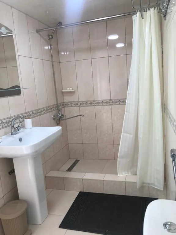 Коттедж Дом в центре города посуточно — Дербент