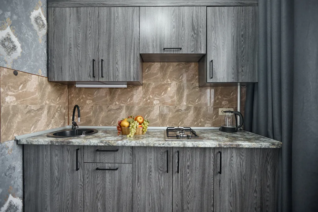 Студия с кованным балконом в историческом центре