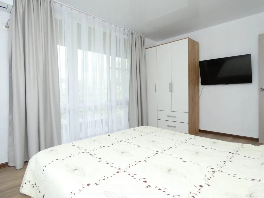 Новые двухкомнатные апартаменты с видом горы