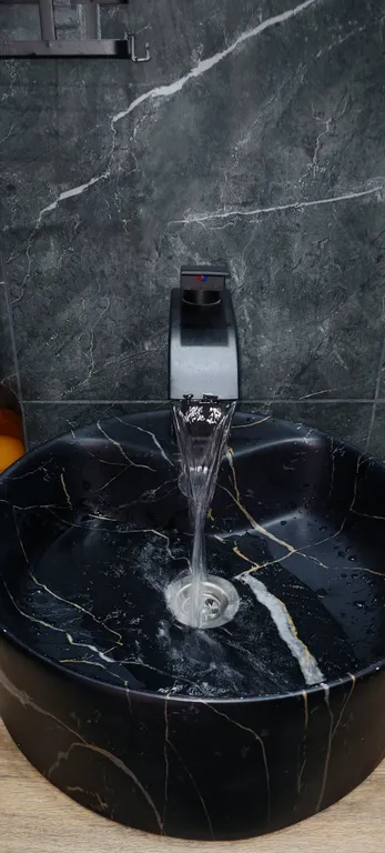 Новая квартира с дизайнерским ремонтом и видом на лес