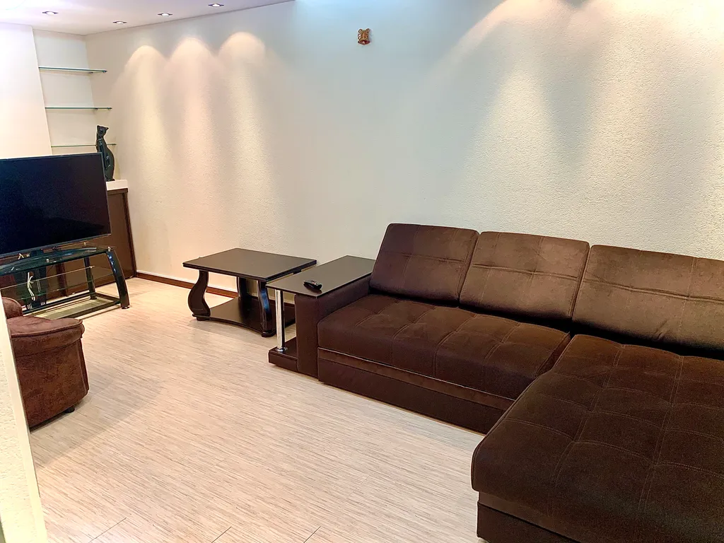 4-комнатная квартира с камином, рядом Центральная площадь