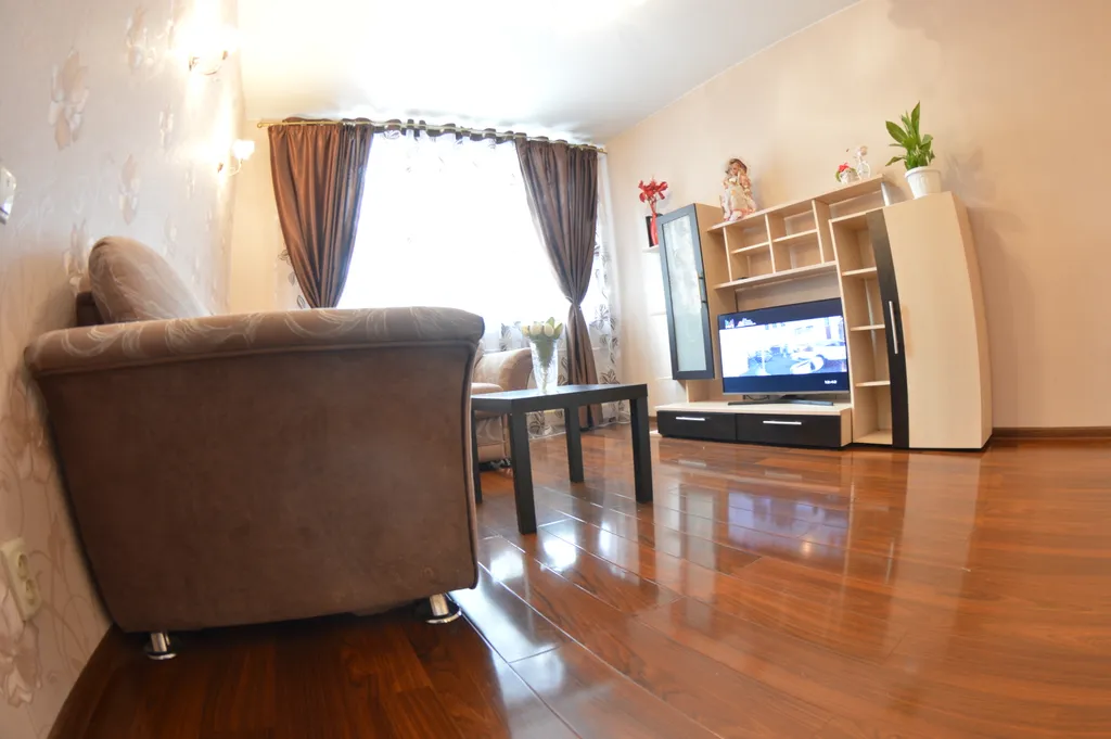 Однушка на Ставровской,3